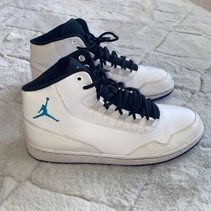Men’s Jordan Executive White high top sneakers